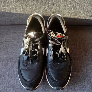 Nike Women’s Waffle Sneakers